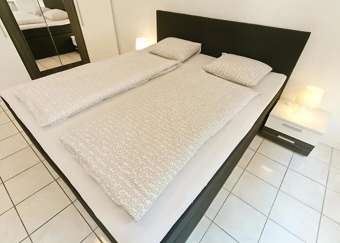 In Near Schoenbrunn & Westbahnhof - Keyless Check-in Apartmán