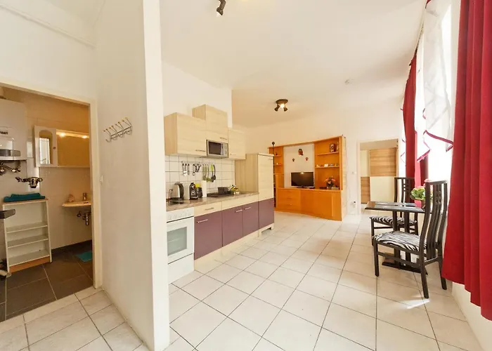 Apartmán In Near Schoenbrunn & Westbahnhof - Keyless Check-in