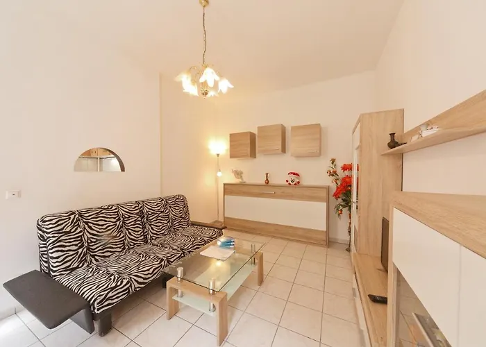 In Near Schoenbrunn & Westbahnhof - Keyless Check-in Apartmán