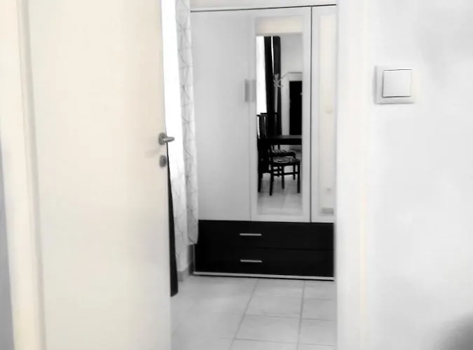 In Near Schoenbrunn & Westbahnhof - Keyless Check-in Apartmán